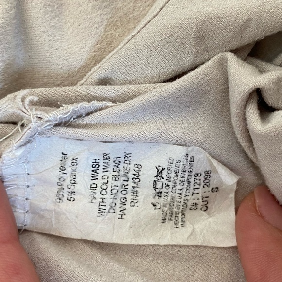 Suede off white 2 piece - Picture 3 of 3